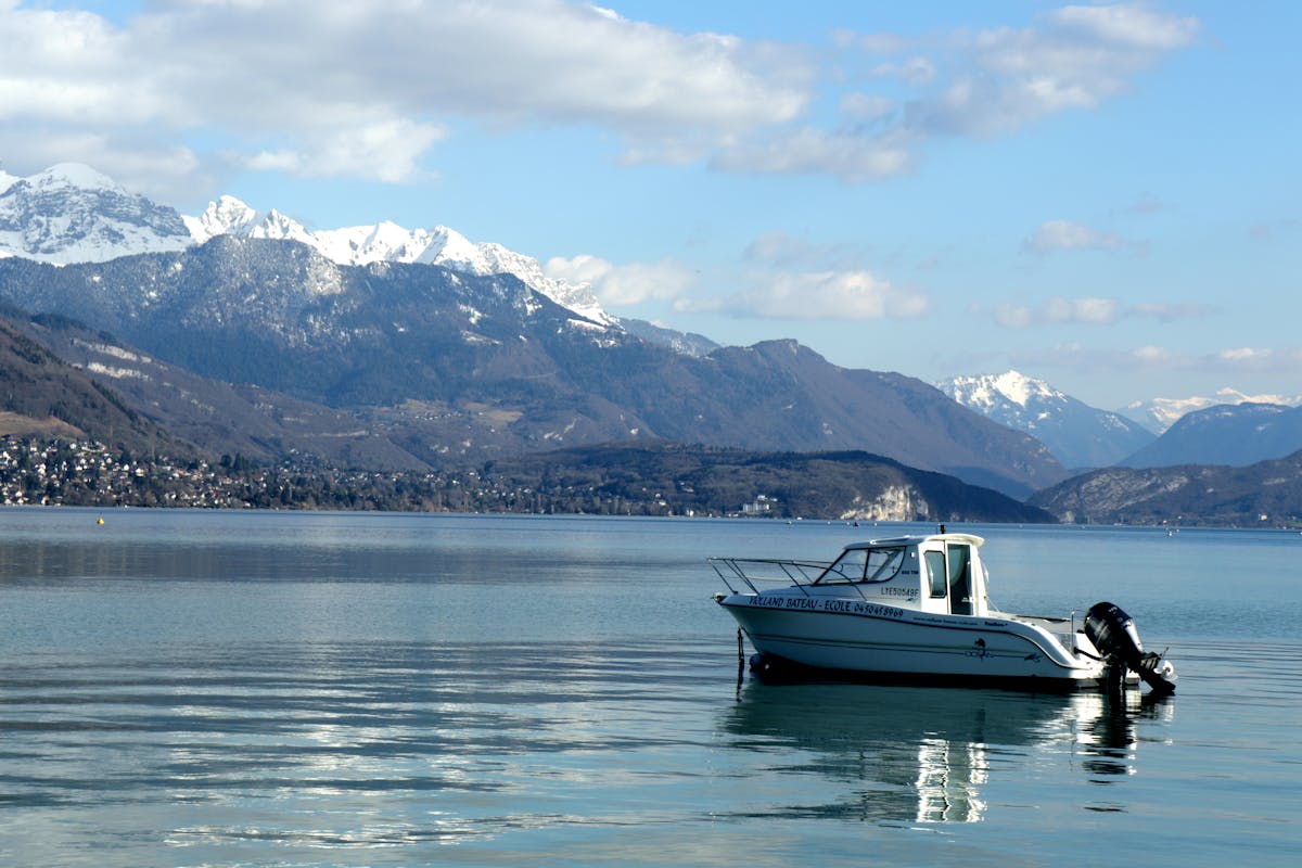 Hiver à Annecy : activités incontournables pour profiter de la saison