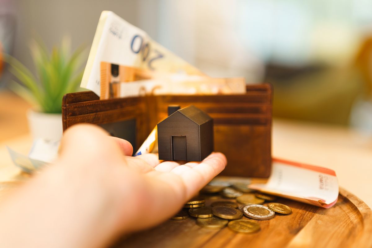 Donation immobilière : coût, démarches et fiscalité